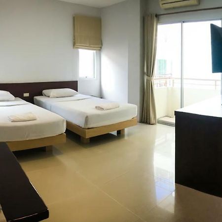 Sunshine Hostel Hua Hin Bagian luar foto